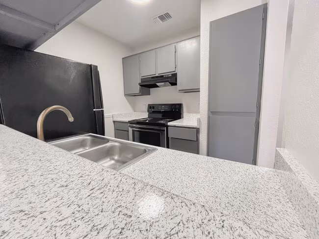 Unit 233 233 floor plan